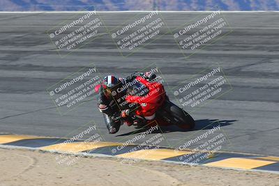media/Mar-21-2025-CVMA Friday Practice (Fri) [[30cd4fe323]]/2-Racer 1/Session 2 (Bowl)/
